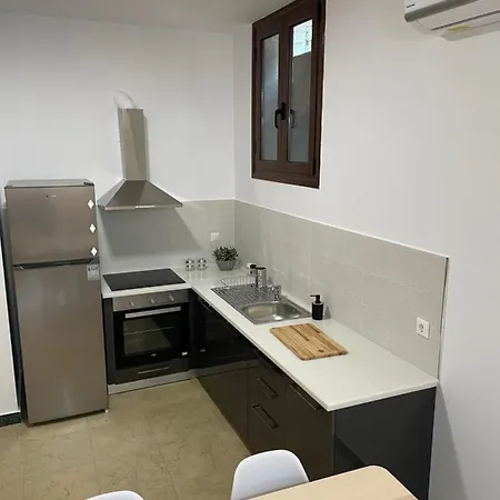 Paradise Myrto Apartment Kalamata