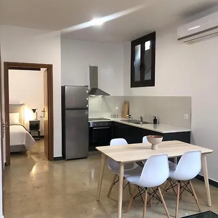 Paradise Myrto Apartment